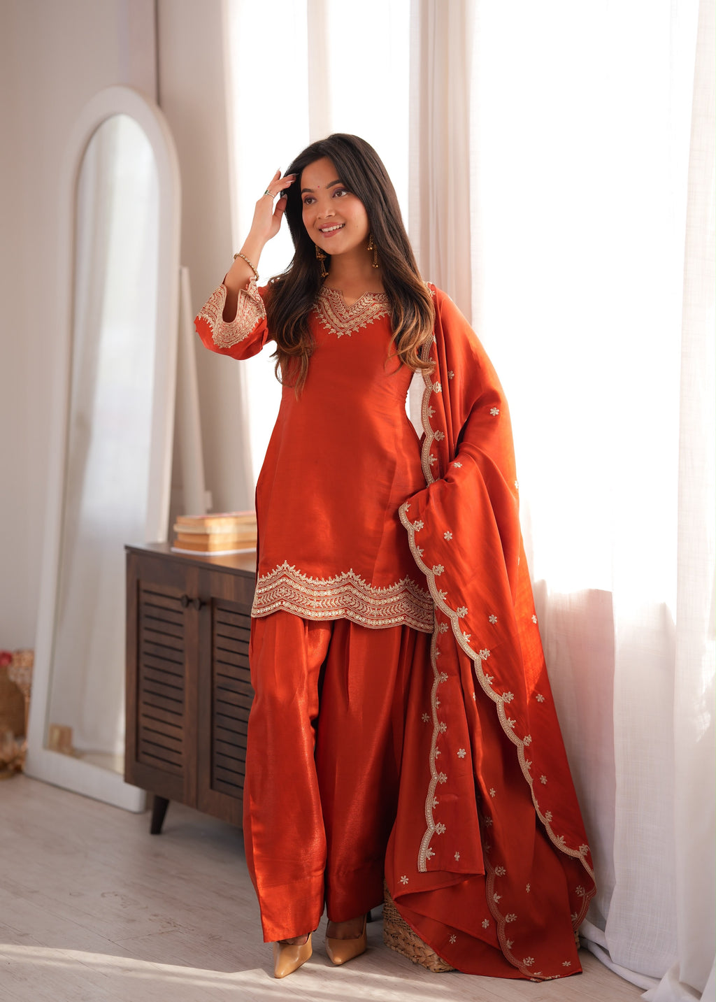 Scarlet Embroidered Farshi Salwaar Set