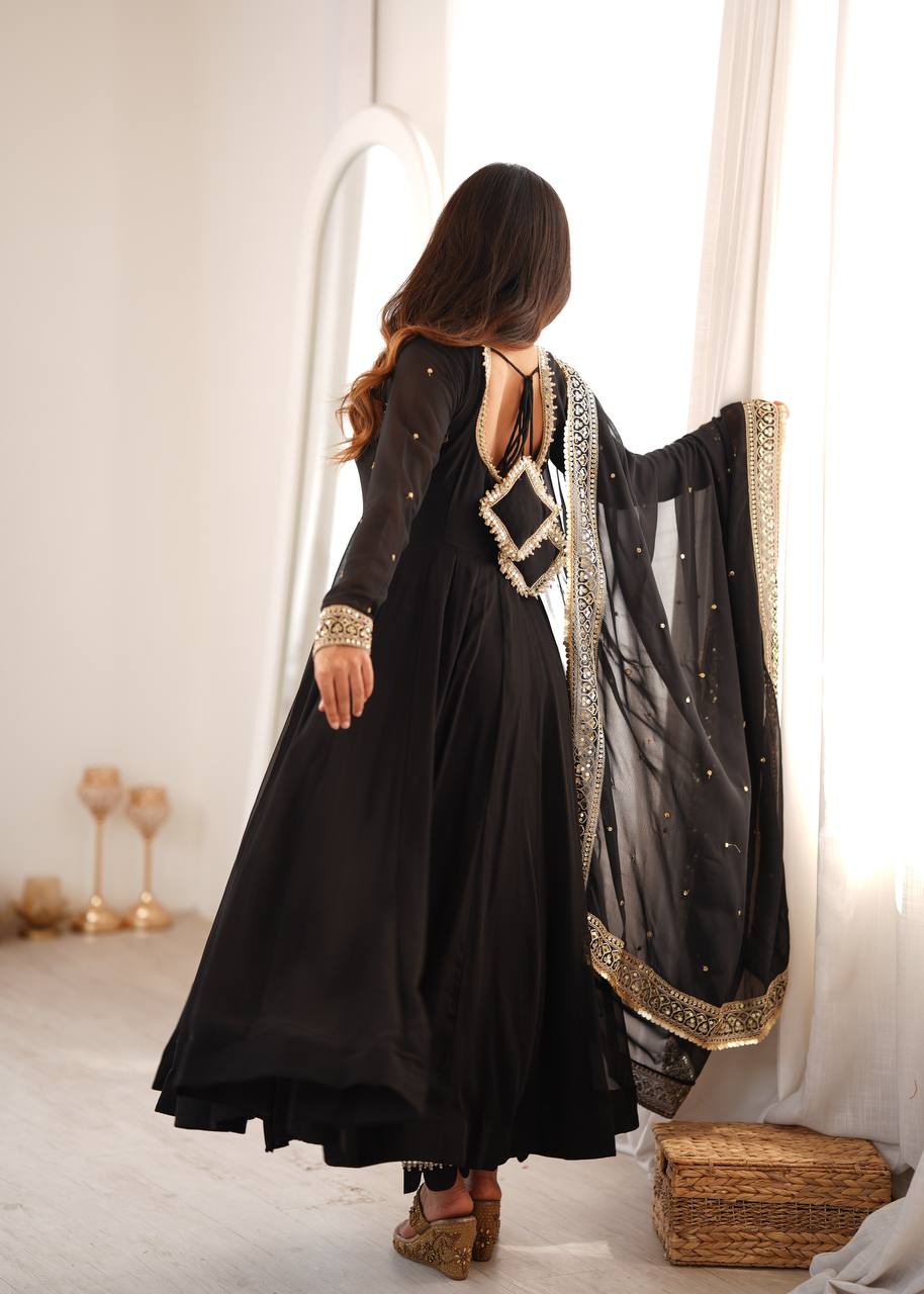 Black Majesty Festive Gown Set