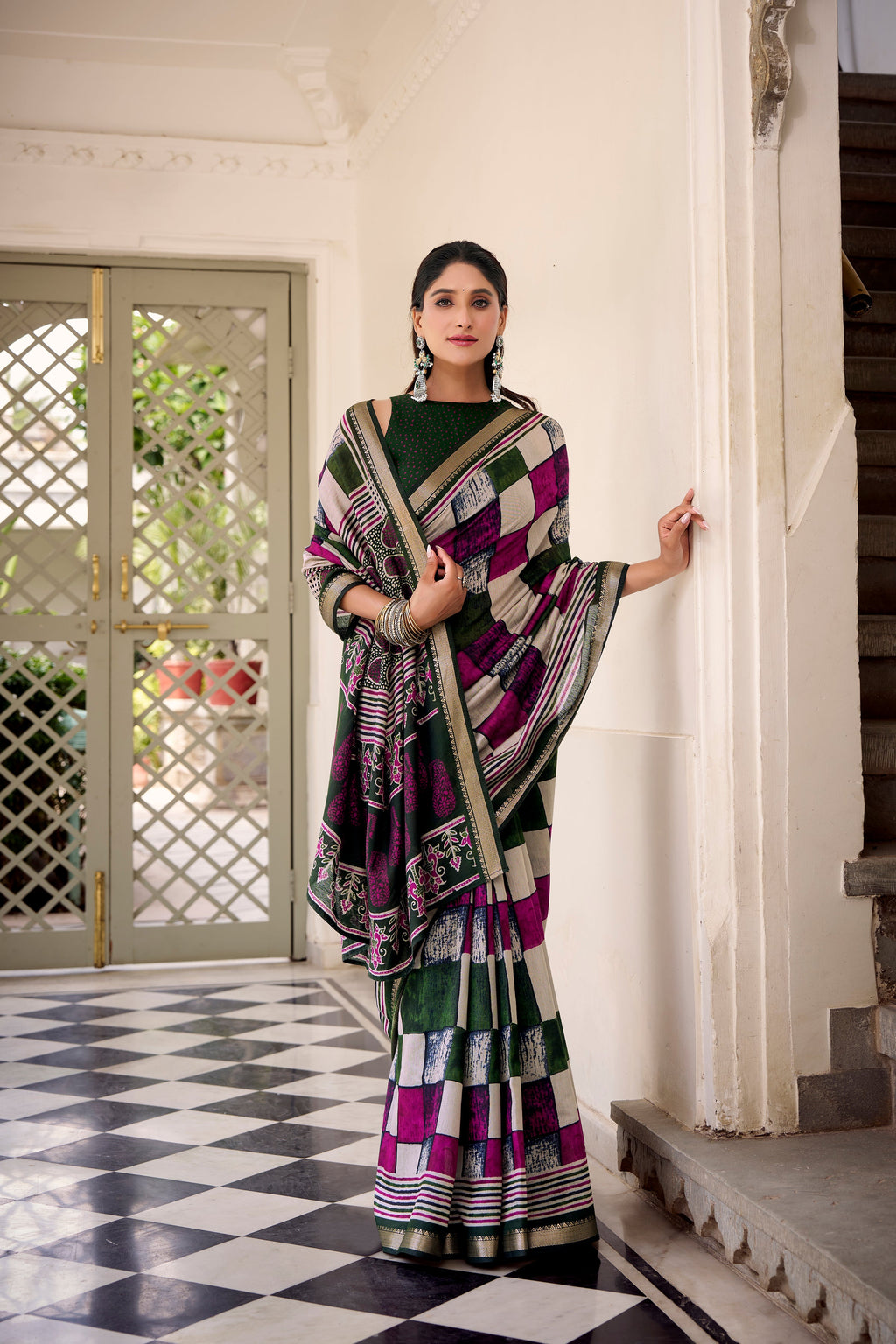Green polyester viscose chanderi printed saree with unstitched blouse