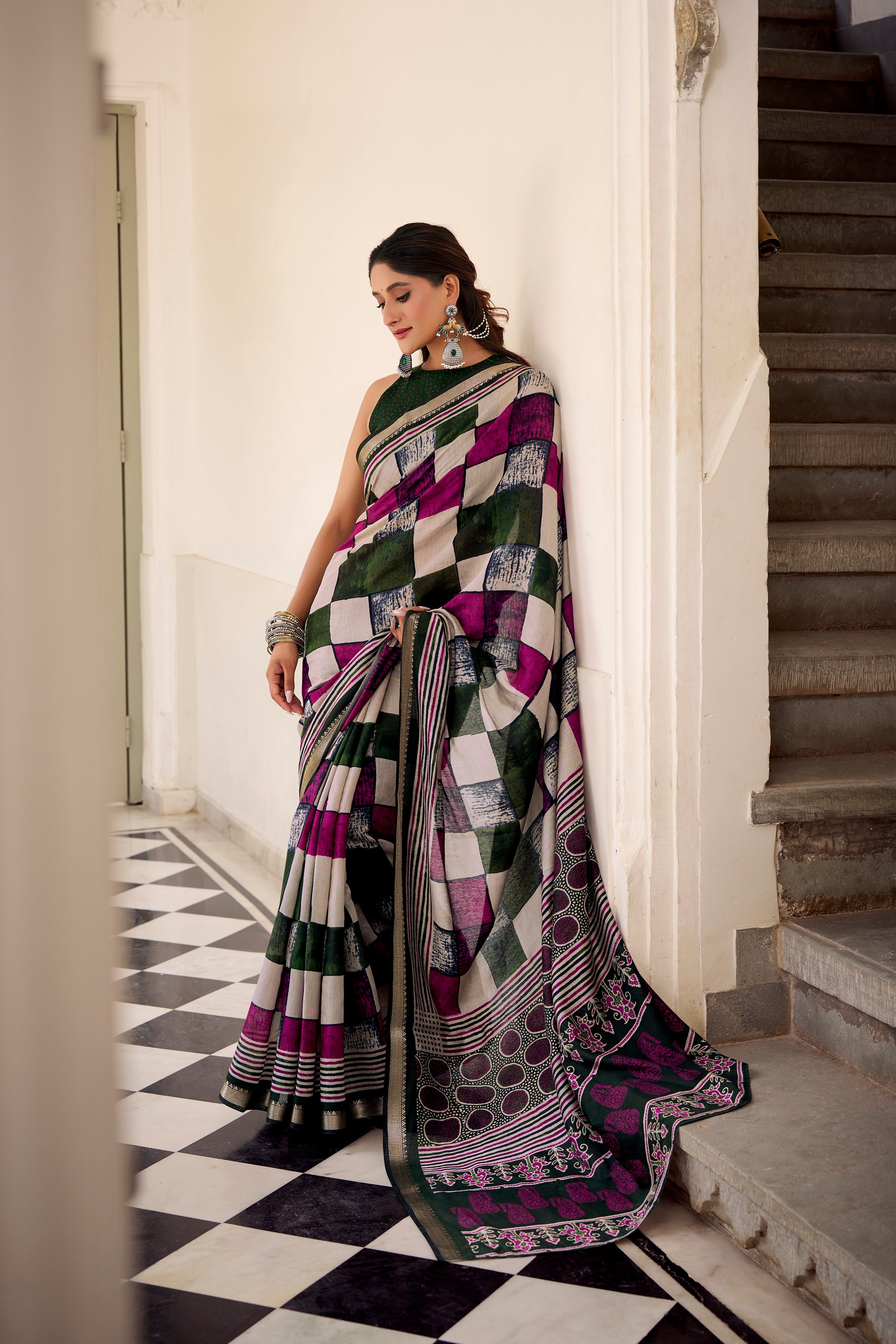 Green polyester viscose chanderi printed saree with unstitched blouse