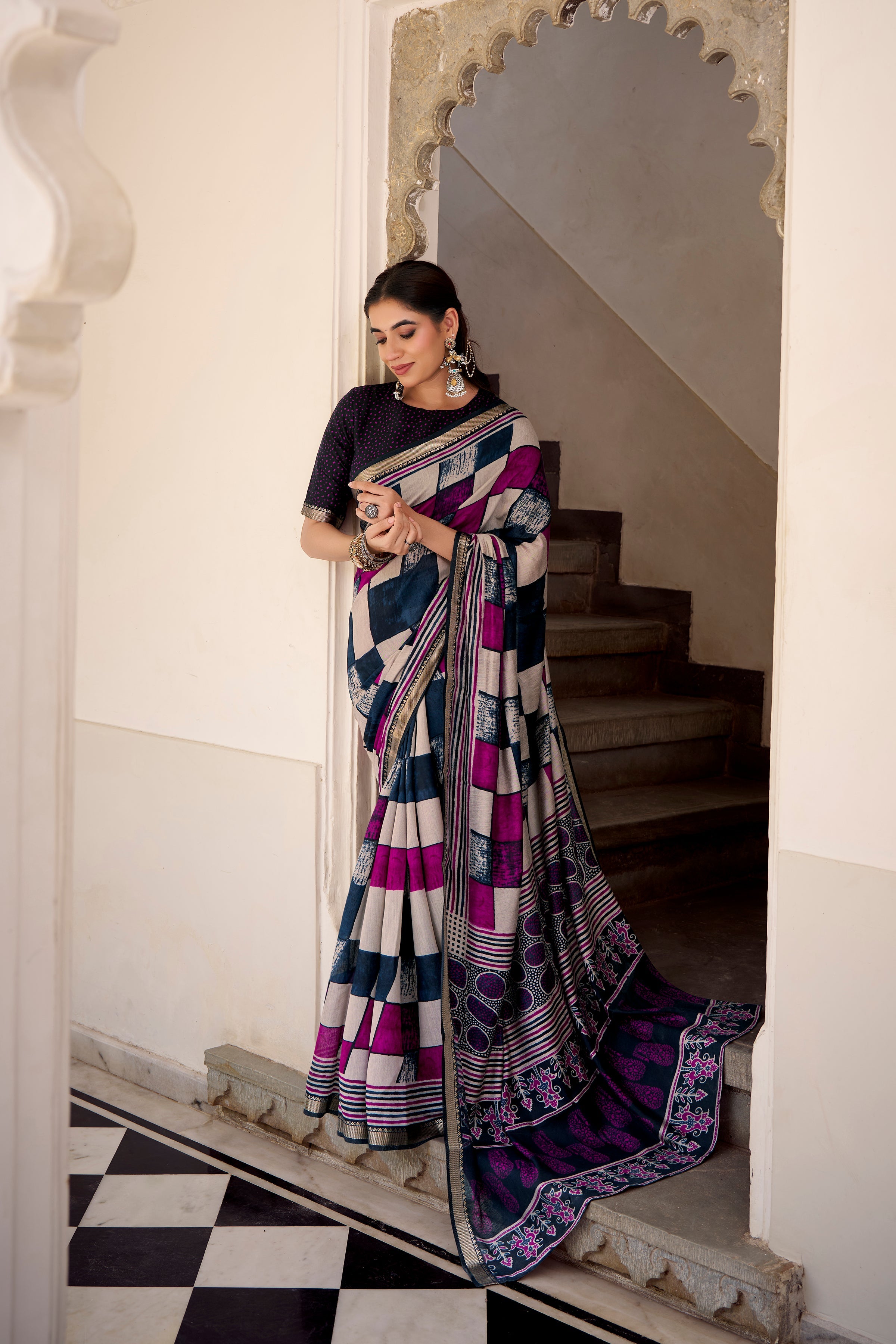 Navy blue polyester viscose chanderi printed saree with unstitched blouse