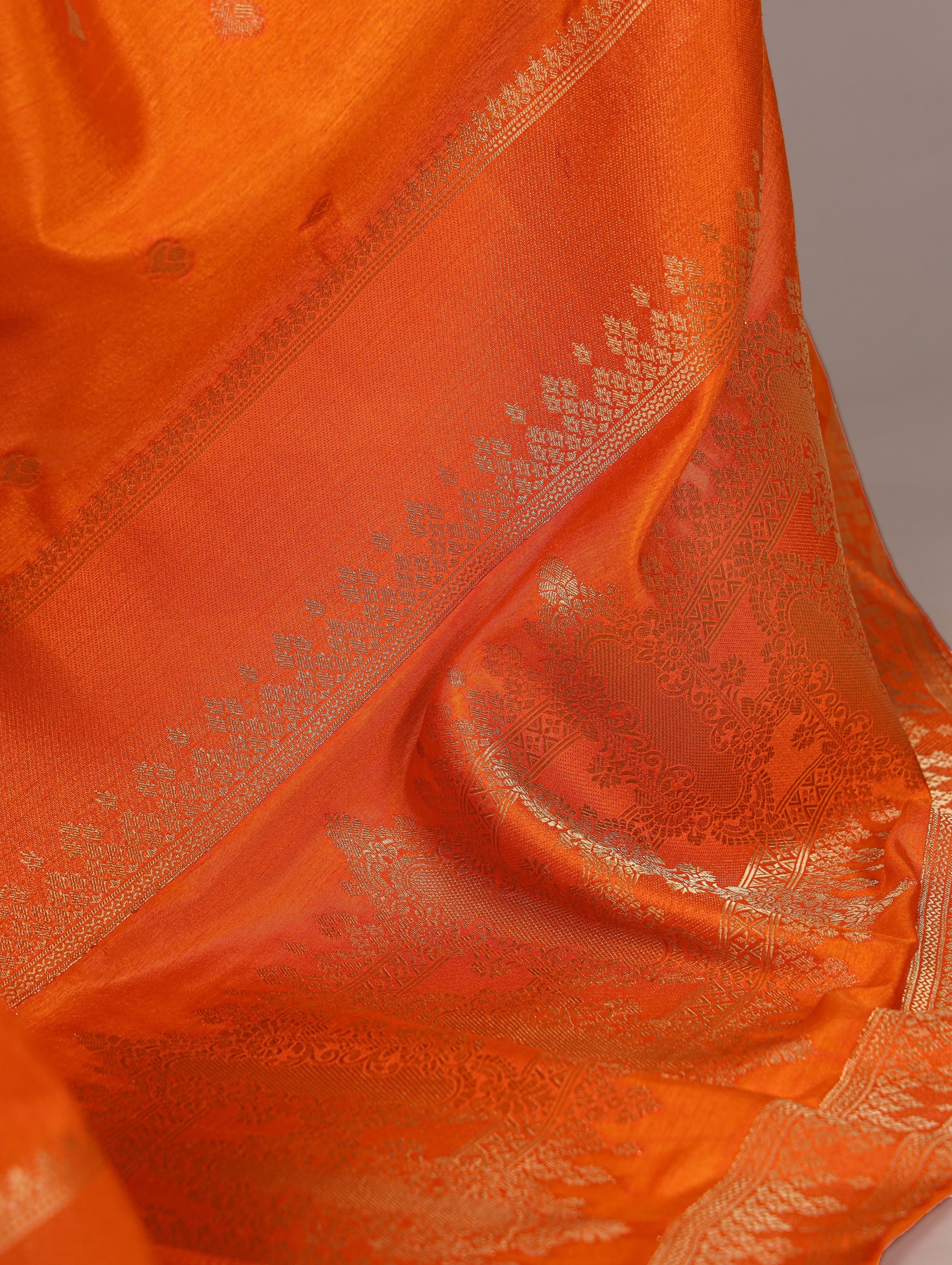 Orange Roop silk zari weaving saree with unstitched blouse