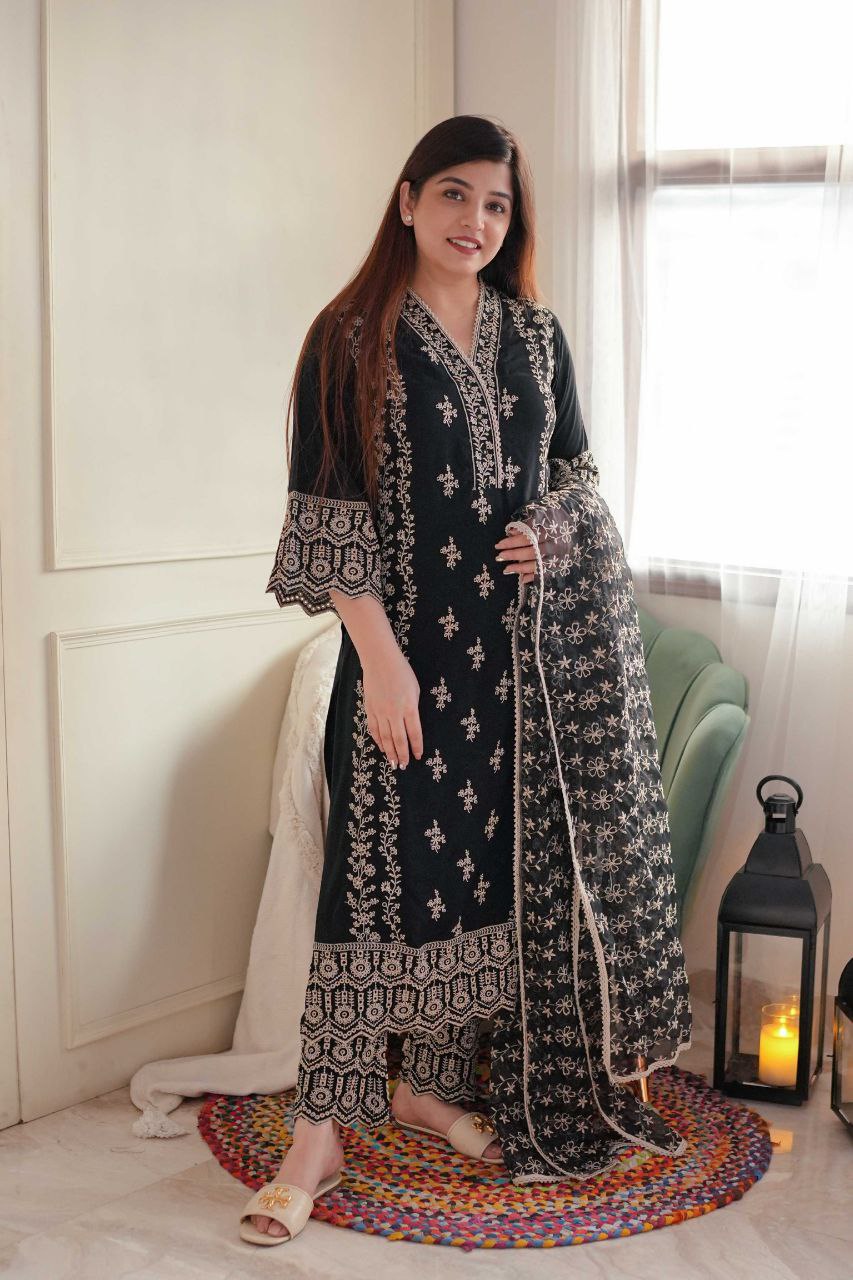 Zoya embellished heavy faux georgette kurti set