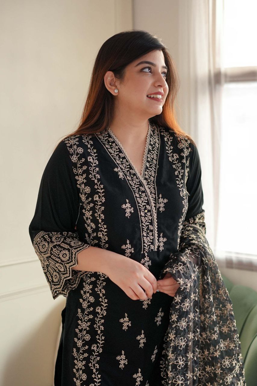 Zoya embellished heavy faux georgette kurti set