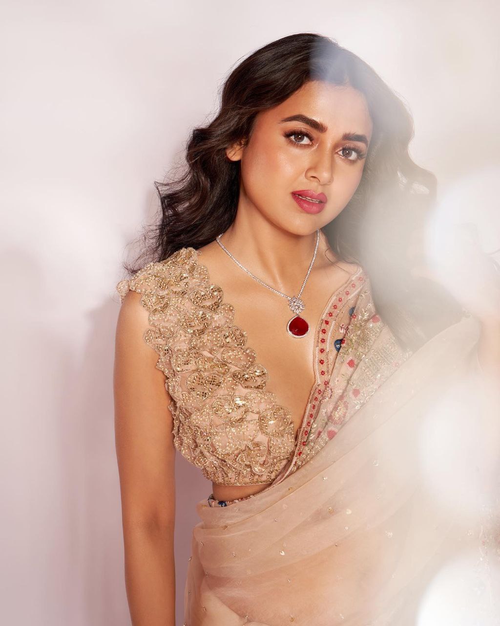 Golden glitz sparkling sona saree