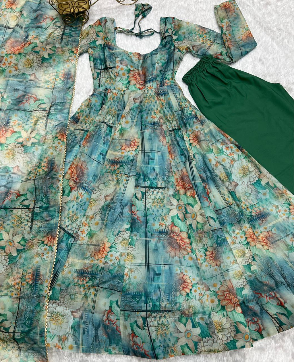 Vishnupriya green soft organza silk printed suit set