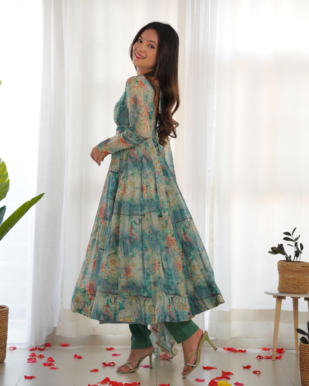 Vishnupriya green soft organza silk printed suit set