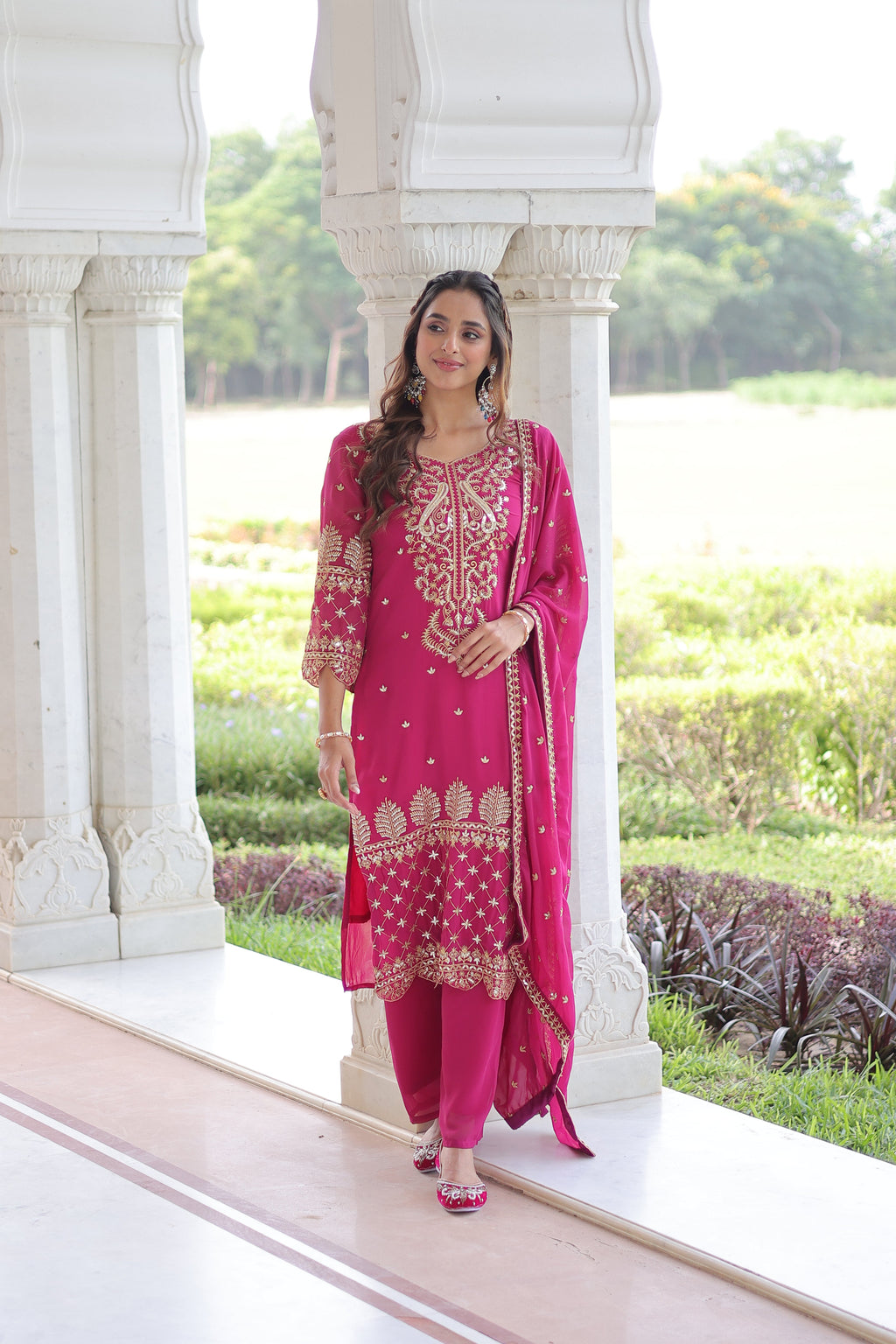 Irya pink faux blooming embroidered kurti set with dupatta