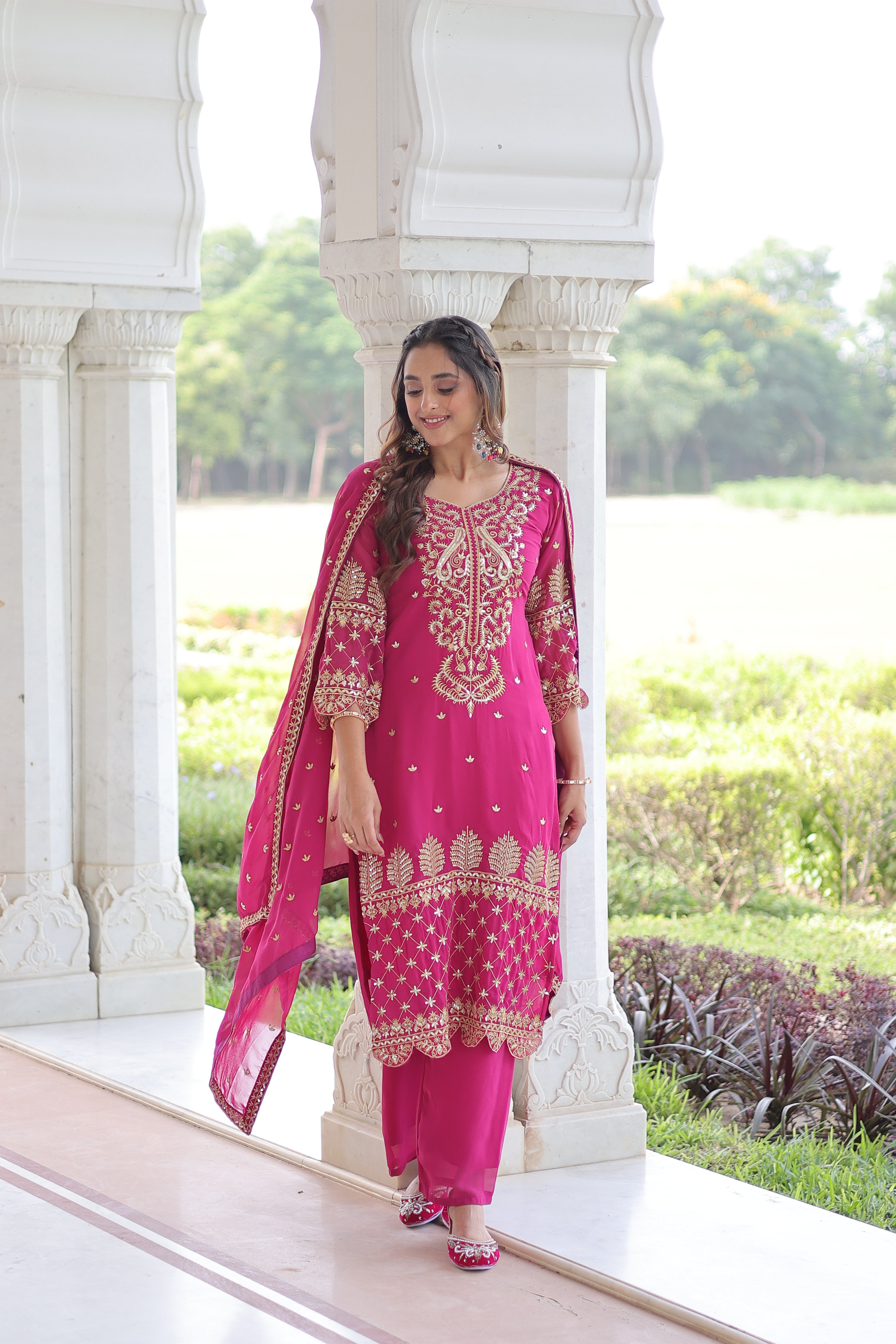 Irya pink faux blooming embroidered kurti set with dupatta