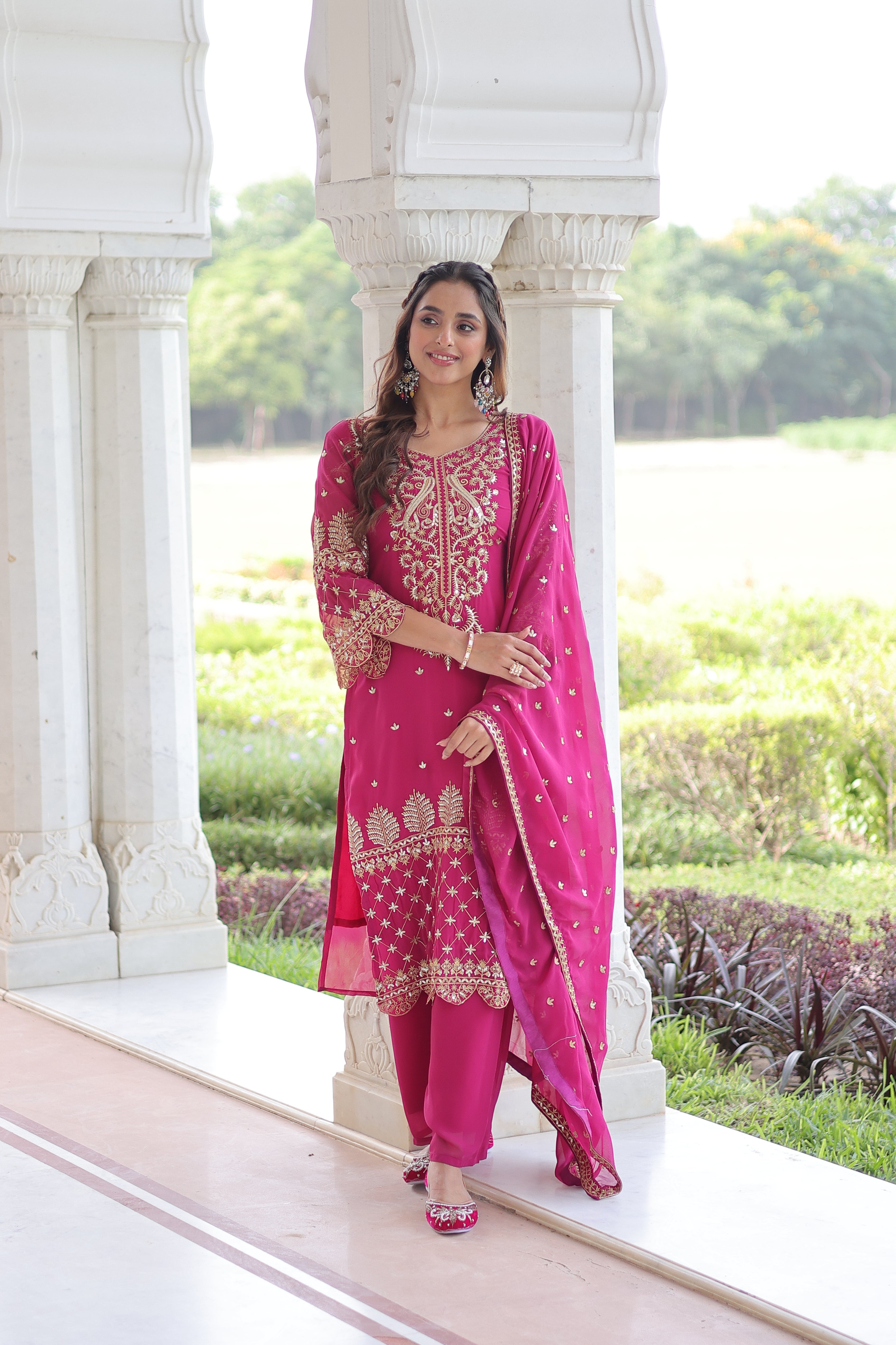 Irya pink faux blooming embroidered kurti set with dupatta
