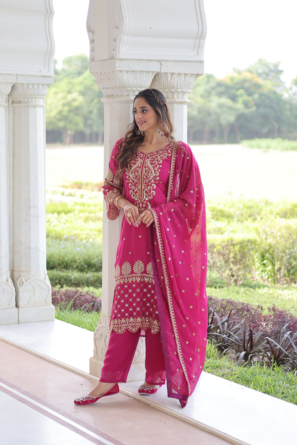 Irya pink faux blooming embroidered kurti set with dupatta