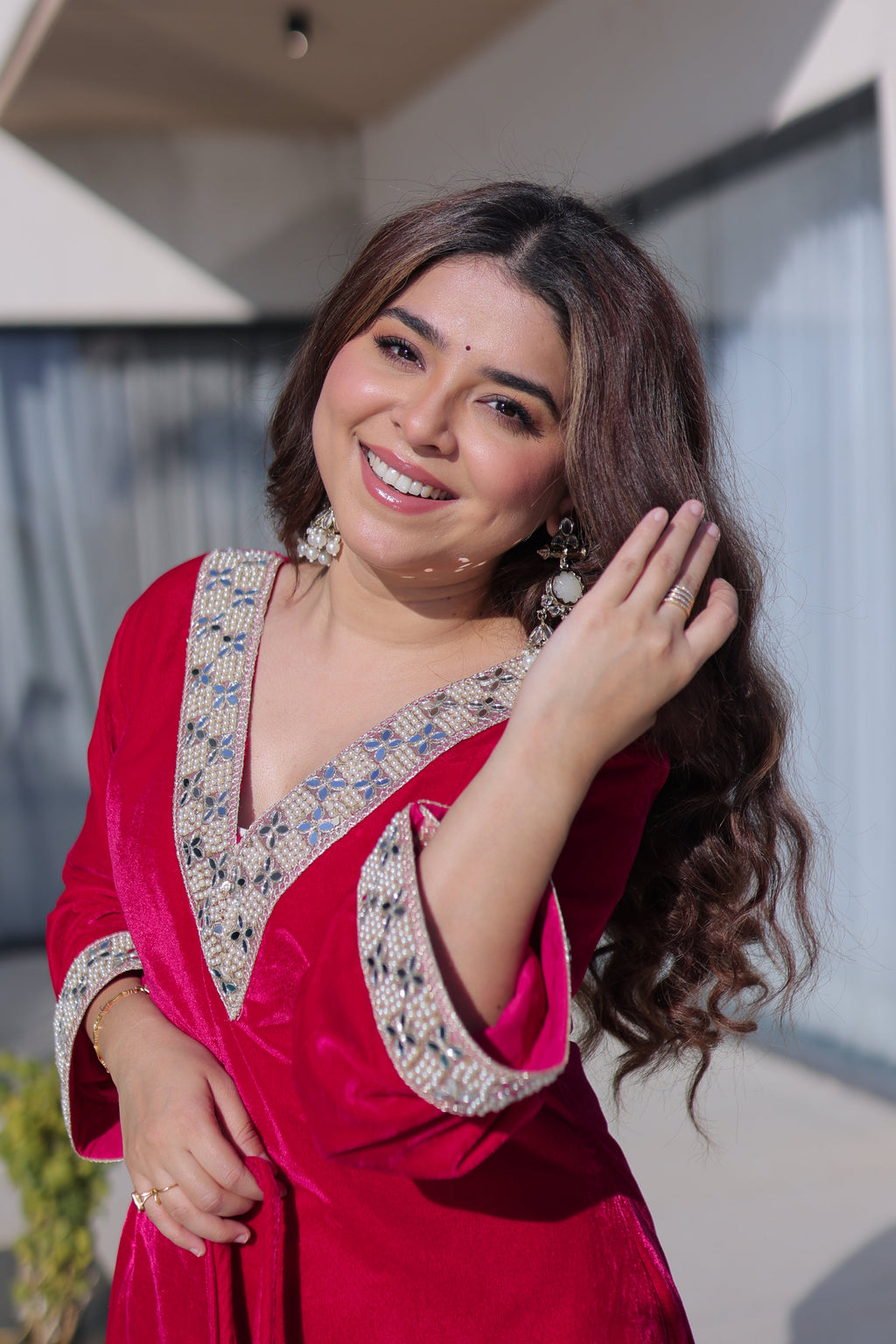Elvya rani pink velvet kurti set with zari embroidered mirror work