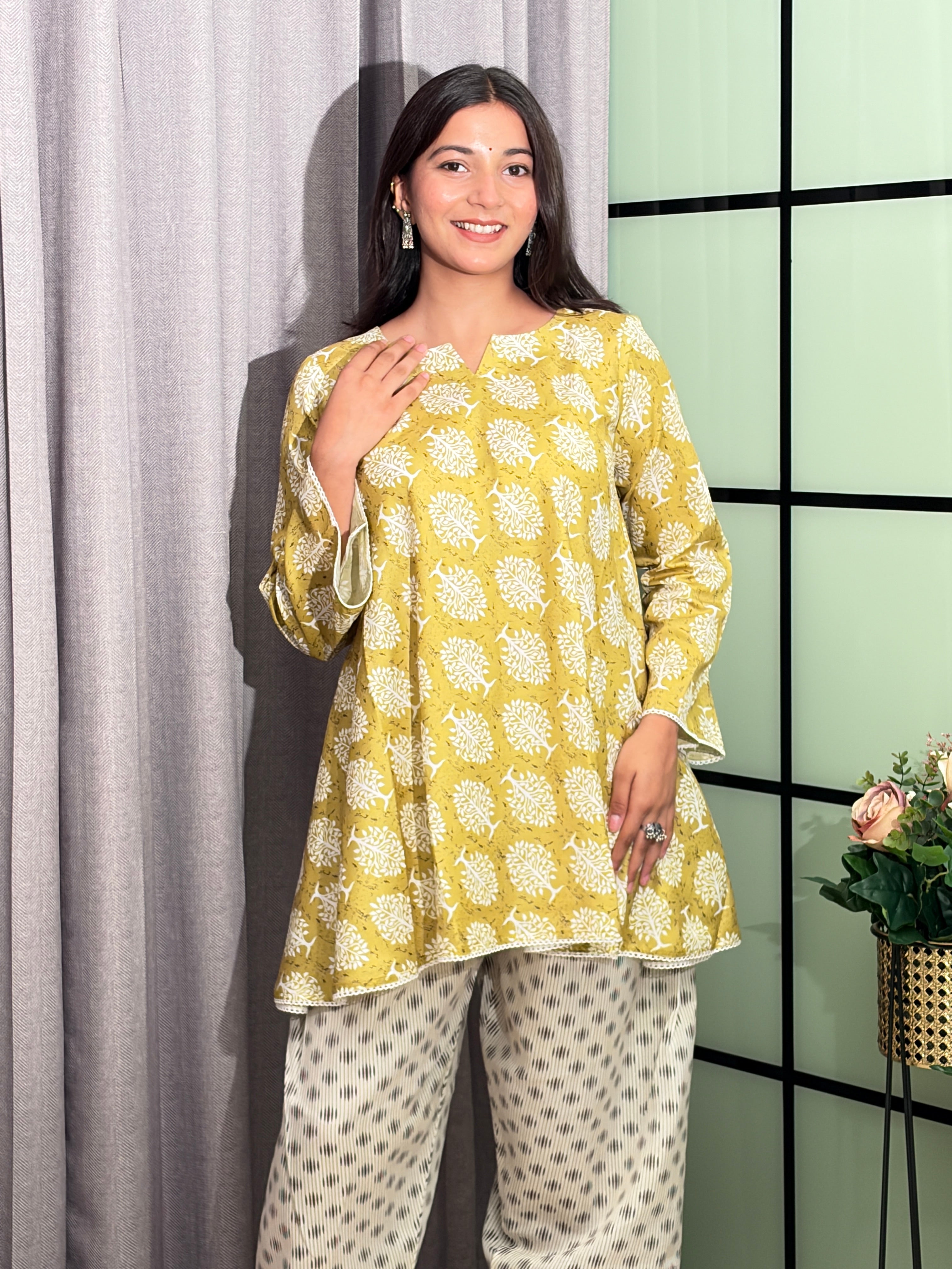 Printed Banana Silk Cotton Short Kurti-Farsi Salwar Set
