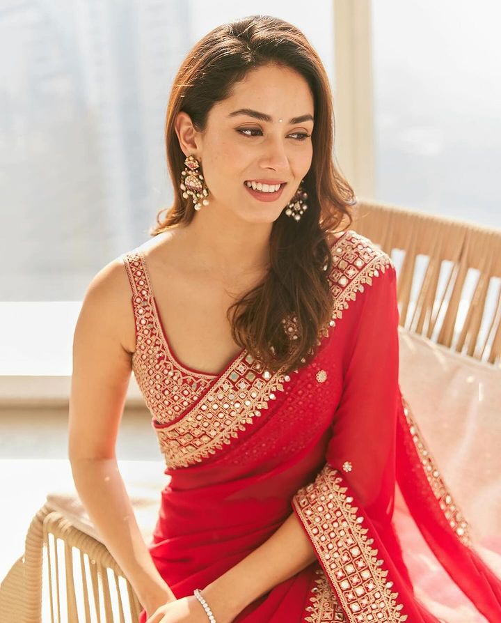 Red Georgette Saree in Sequin & Lace Elegance