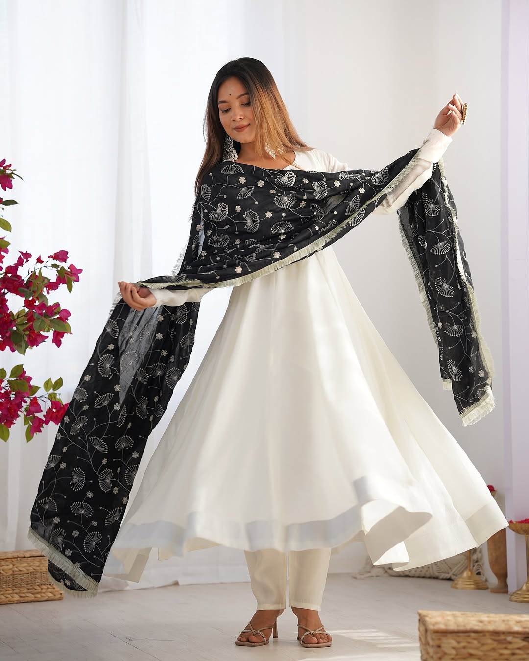 Saesha white anarkali gown set with black dupatta
