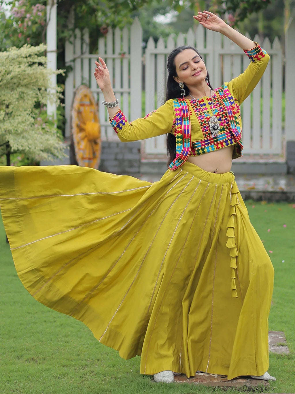 Green Kutchi Gamthi embroidered Gota Patti lace lehenga choli with koti