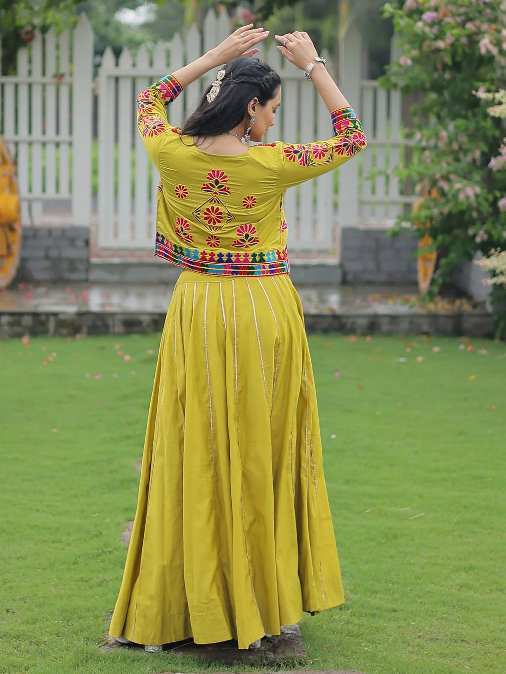 Green Kutchi Gamthi embroidered Gota Patti lace lehenga choli with koti