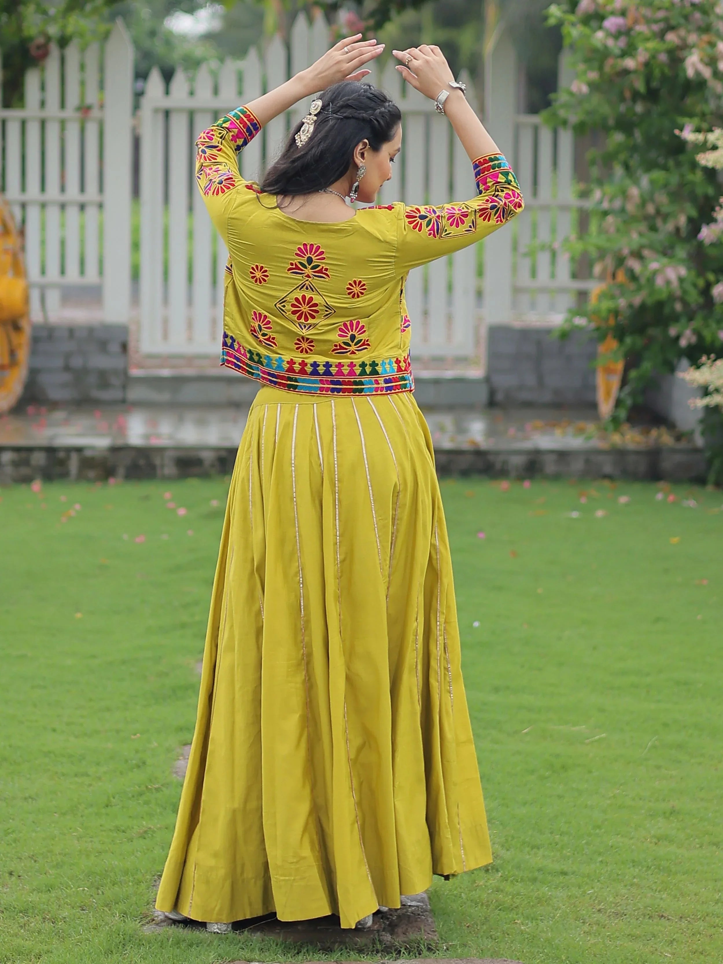 Green Kutchi Gamthi embroidered Gota Patti lace lehenga choli with koti