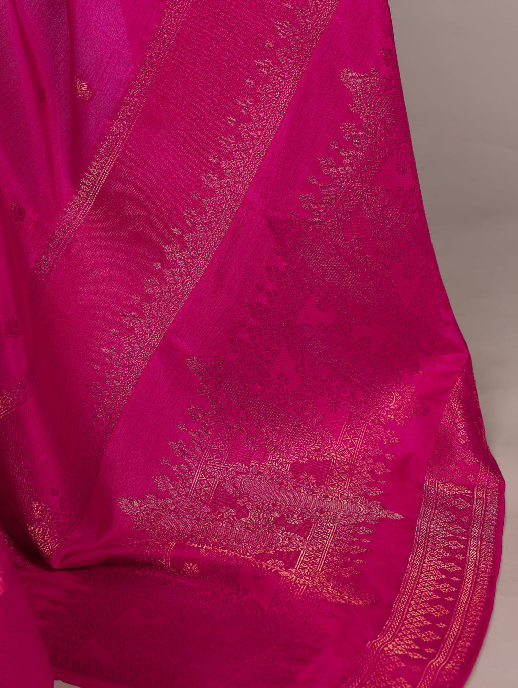 Pink Roop silk zari weaving saree with unstitched blouse
