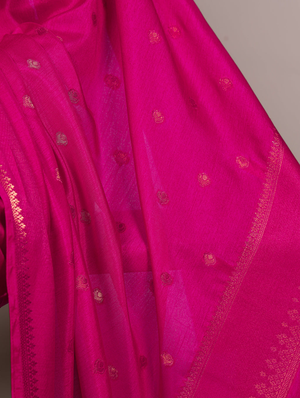 Pink Roop silk zari weaving saree with unstitched blouse