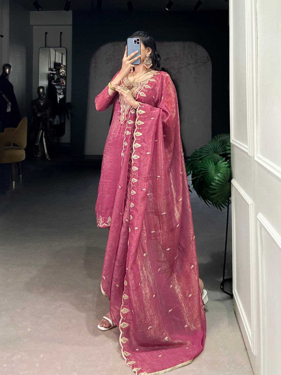 Onion pink silver glory embroidered kurti set with dupatta