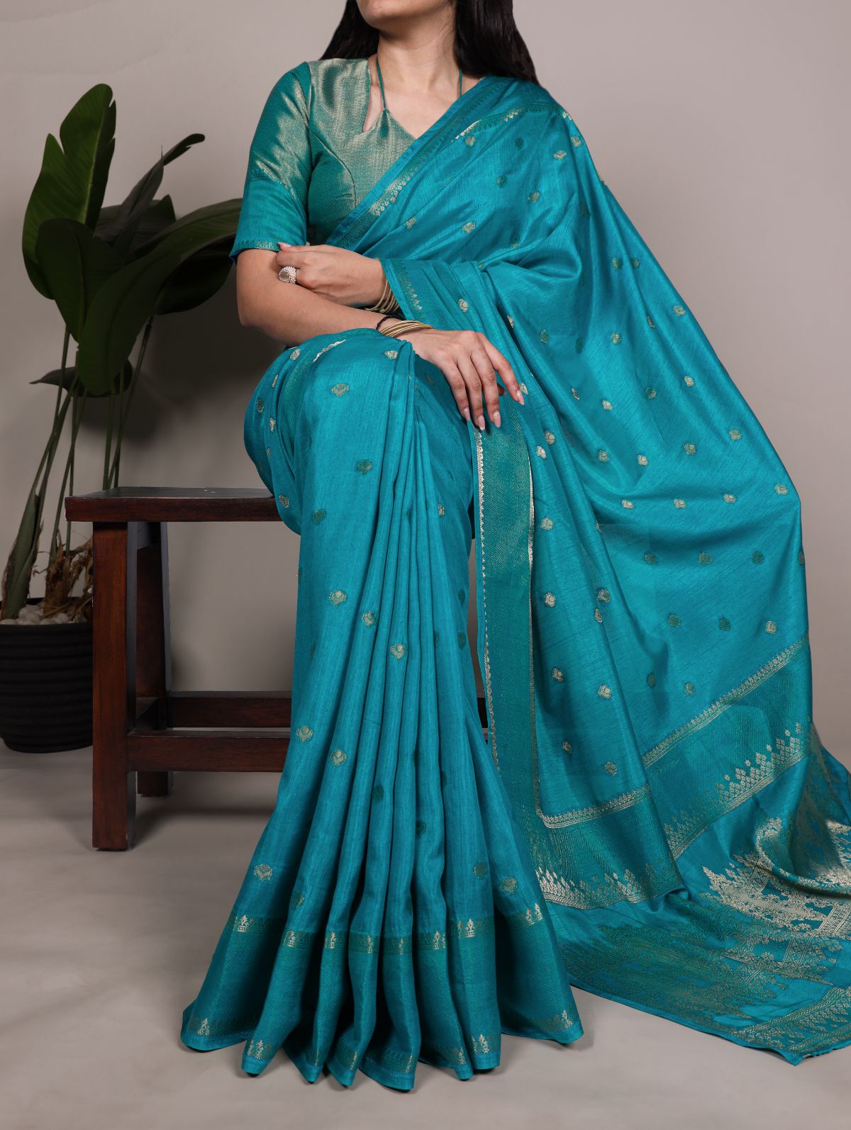 Teal blue Roop silk zari weaving saree with unstitched blouse