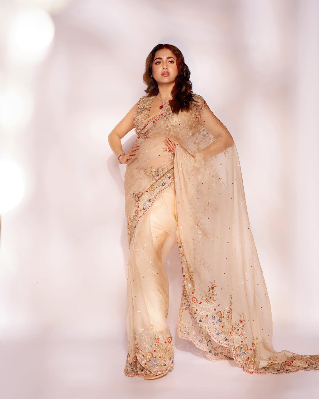 Golden glitz sparkling sona saree