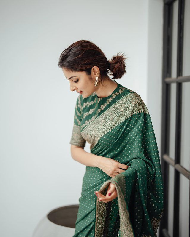 Green Banarasi silk Vamika designer saree