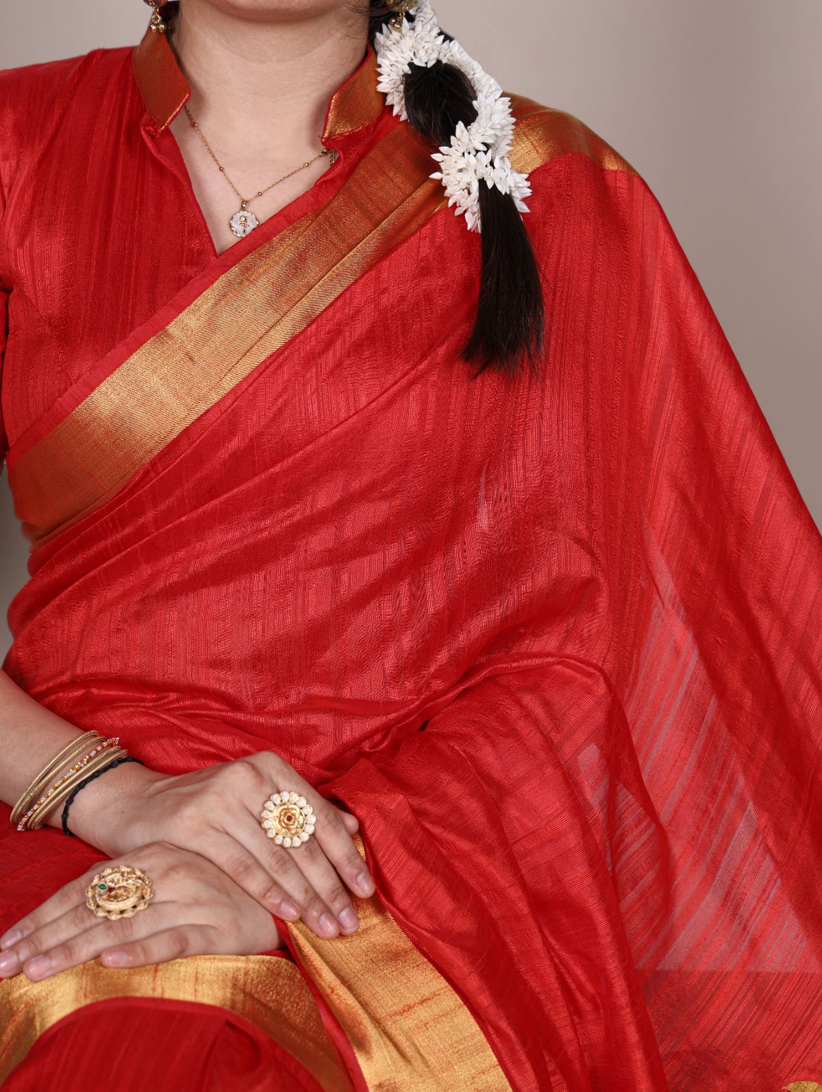 Red raw silk zari weaving saree with unstitched blouse