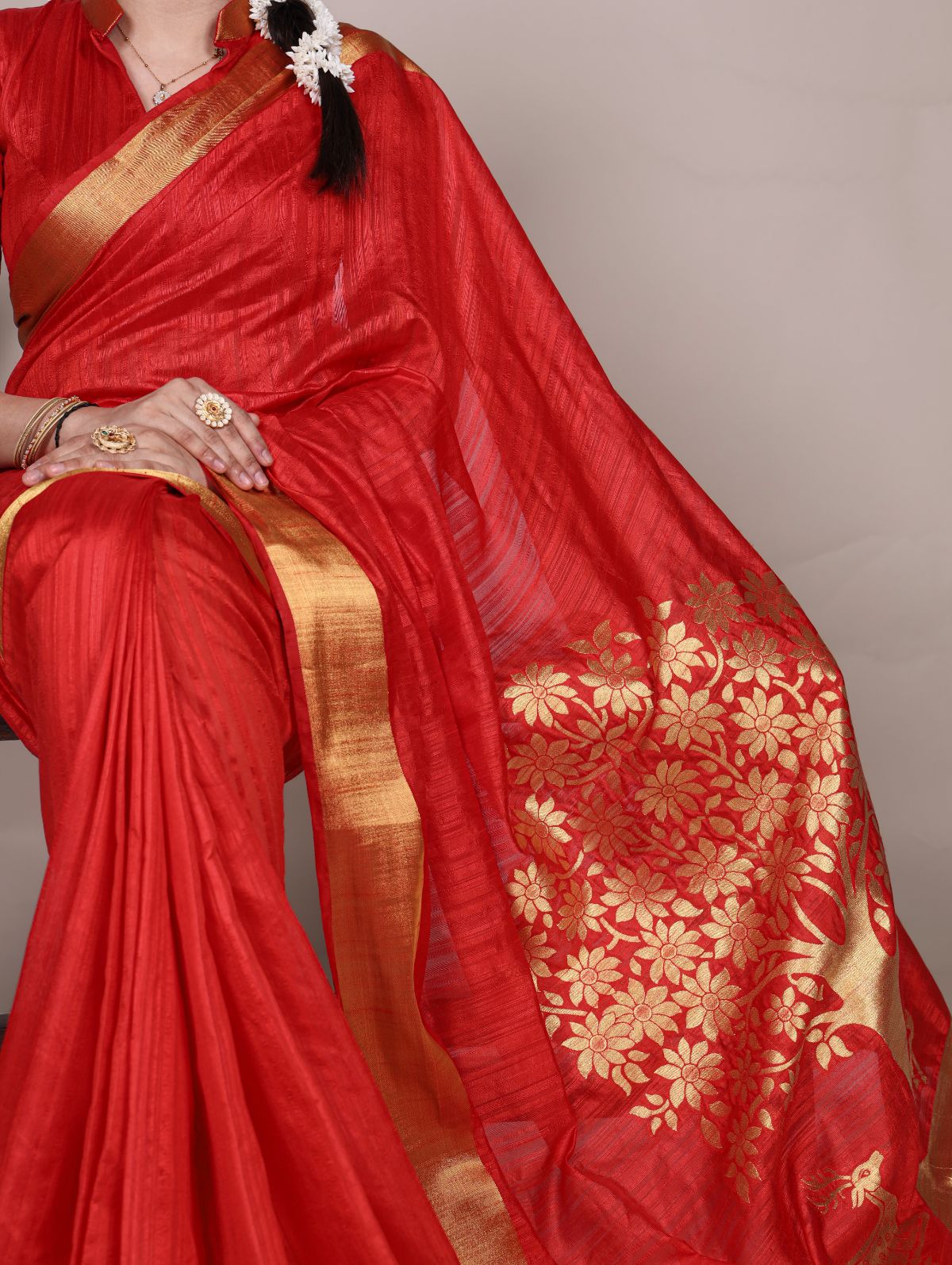 Red raw silk zari weaving saree with unstitched blouse