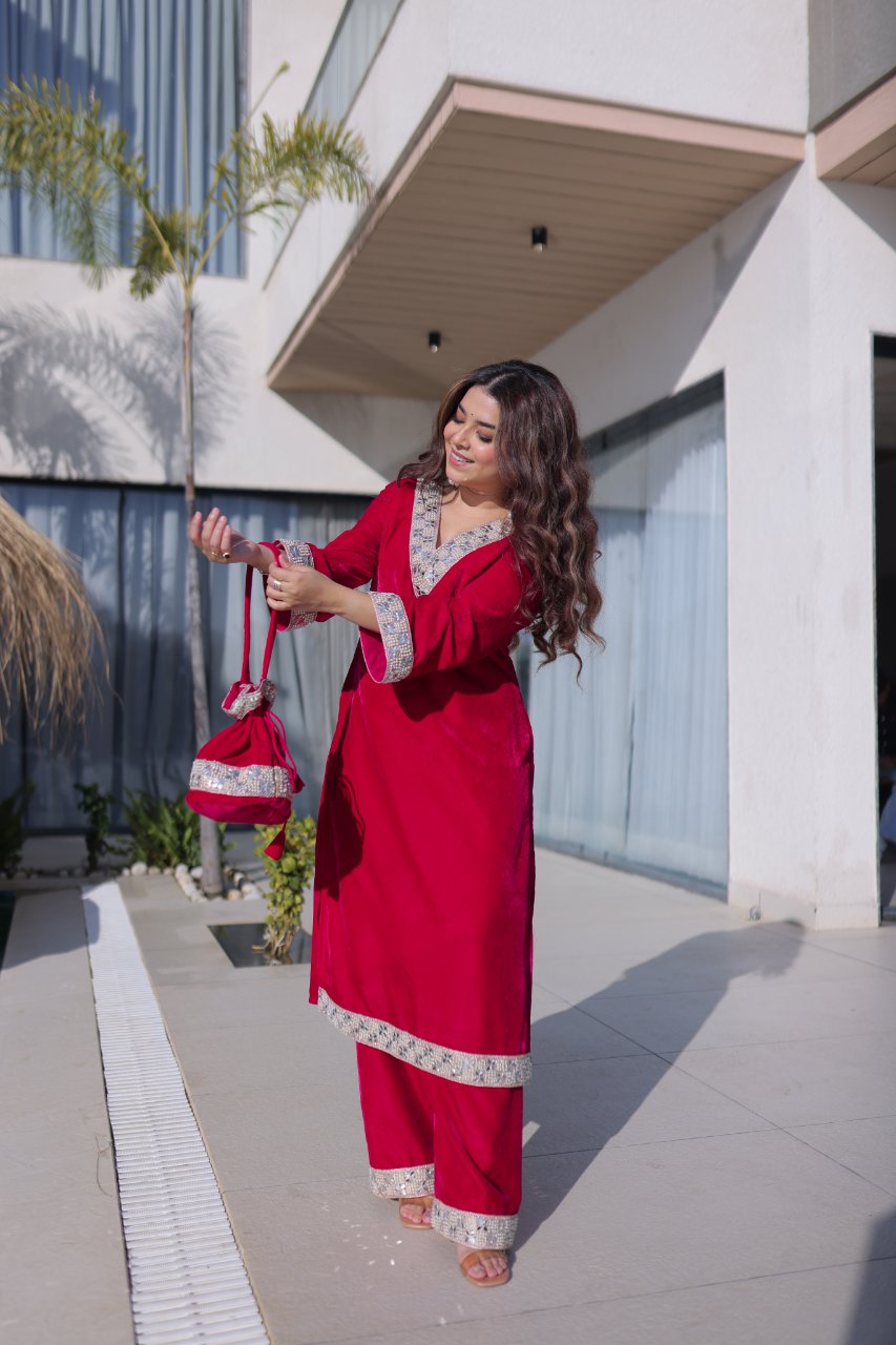 Elvya rani pink velvet kurti set with zari embroidered mirror work