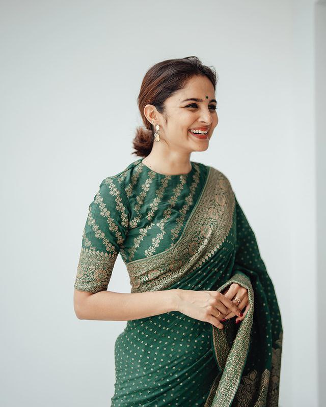 Green Banarasi silk Vamika designer saree