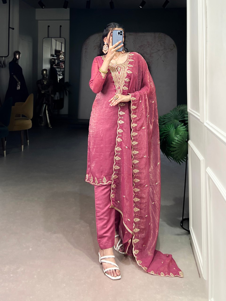 Onion pink silver glory embroidered kurti set with dupatta