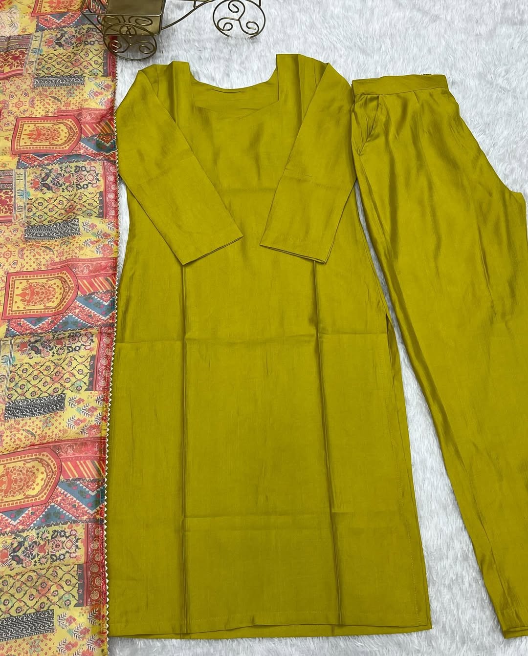 Vedanya yellow viscose straight kurti set