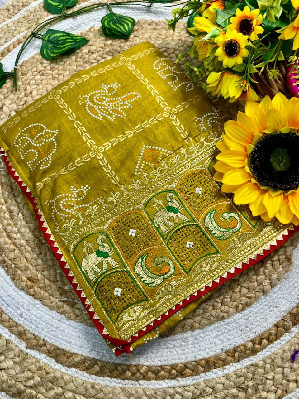 Chaarvi Dolly embroidered silk saree