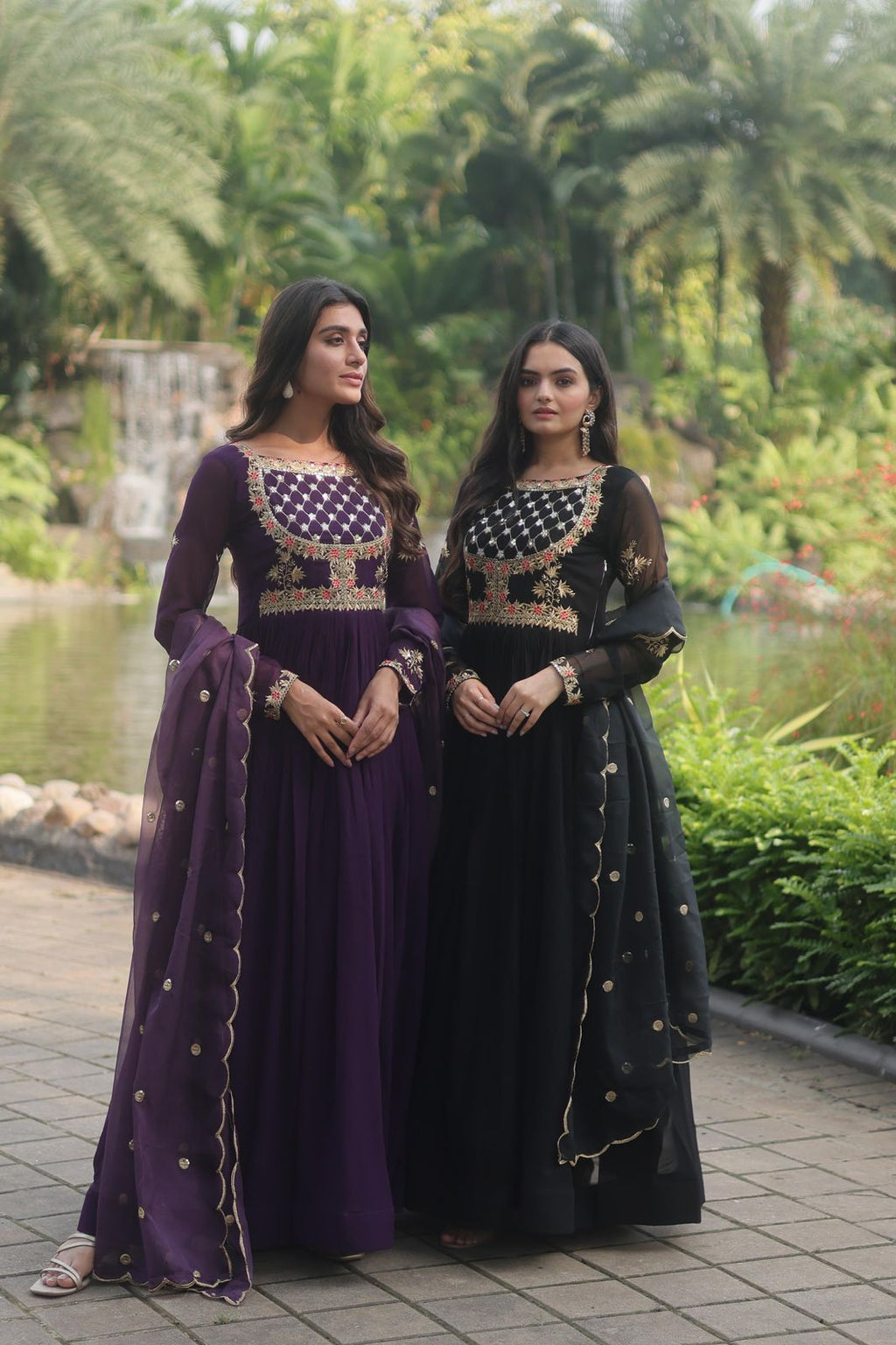 Floral Elegance: Embroidered Kurti Dupatta Set